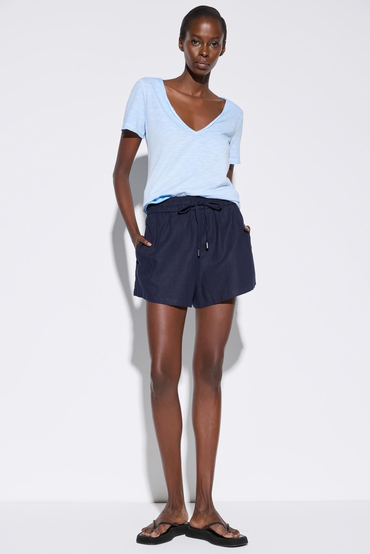 Shorts mit elastischem Bund