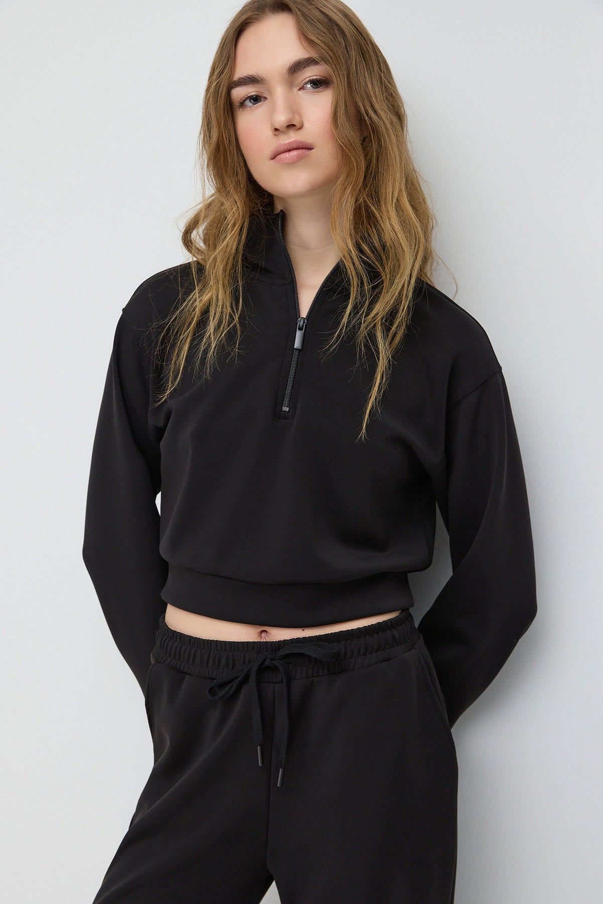 Sweatshirt mit halbem Reißverschluss