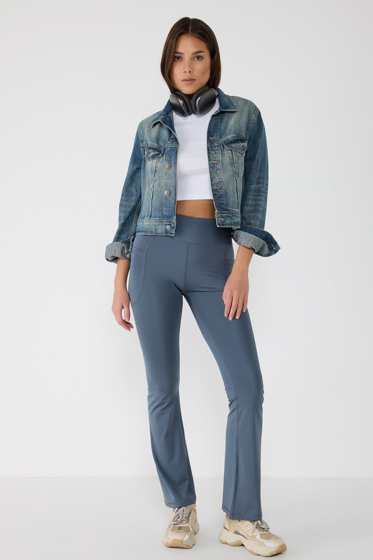 Ausgestellte Leggings mit Seitentaschen