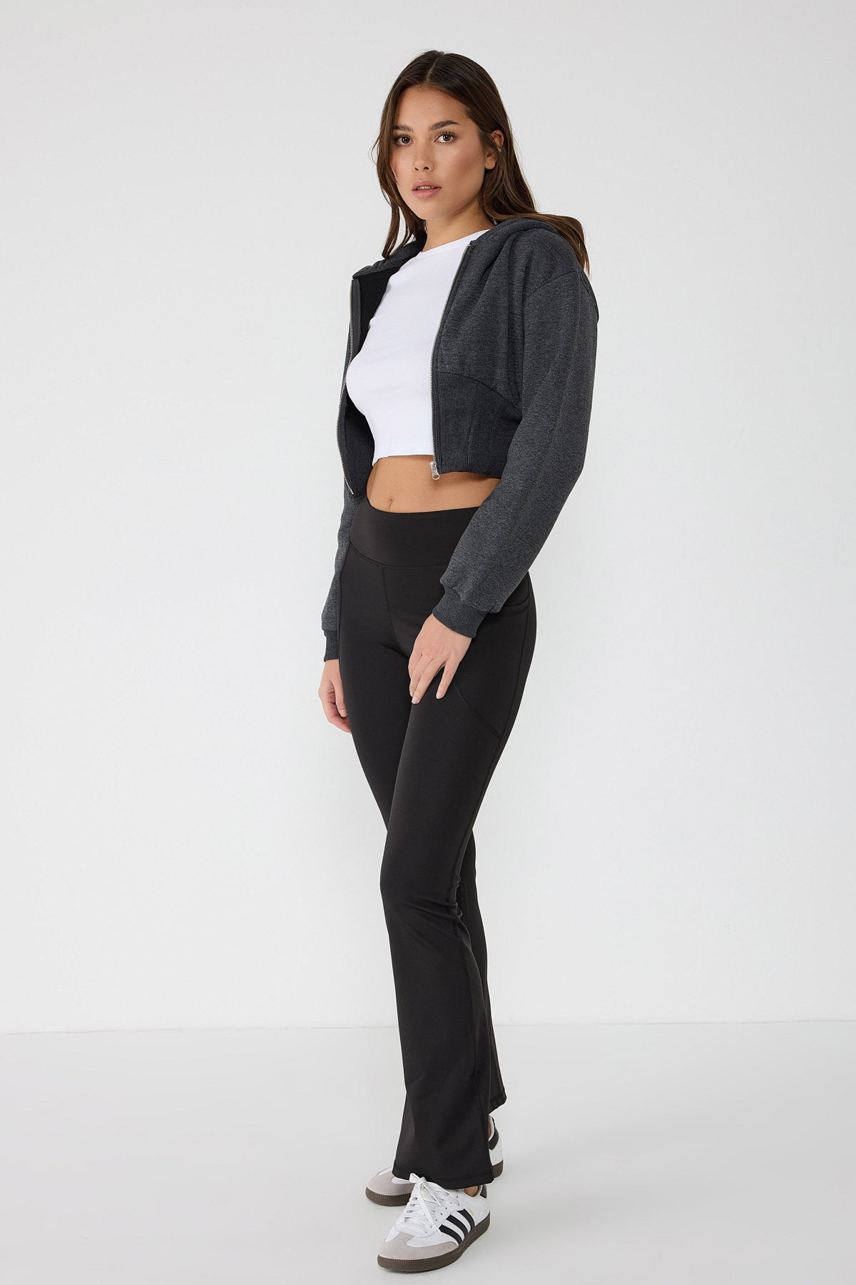 Ausgestellte Leggings mit Seitentaschen