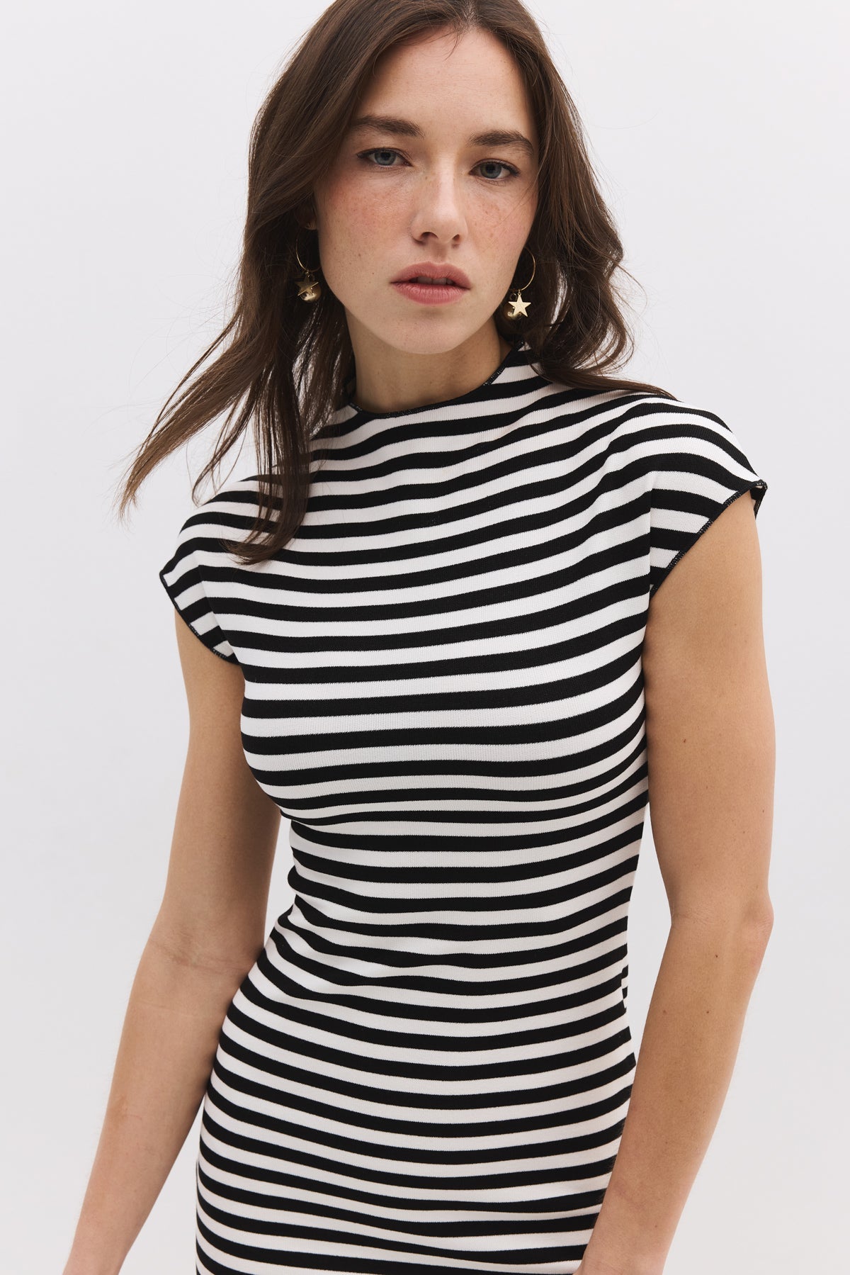 Minikleid mit halbem Rollkragen
