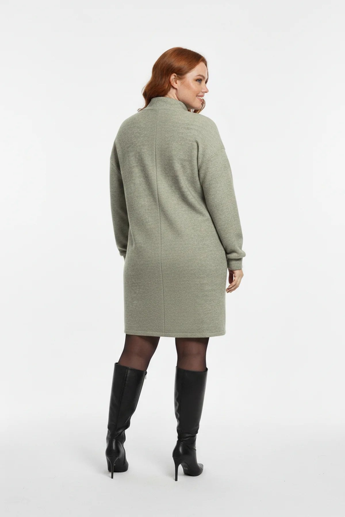 Kleid mit halbem Reißverschluss