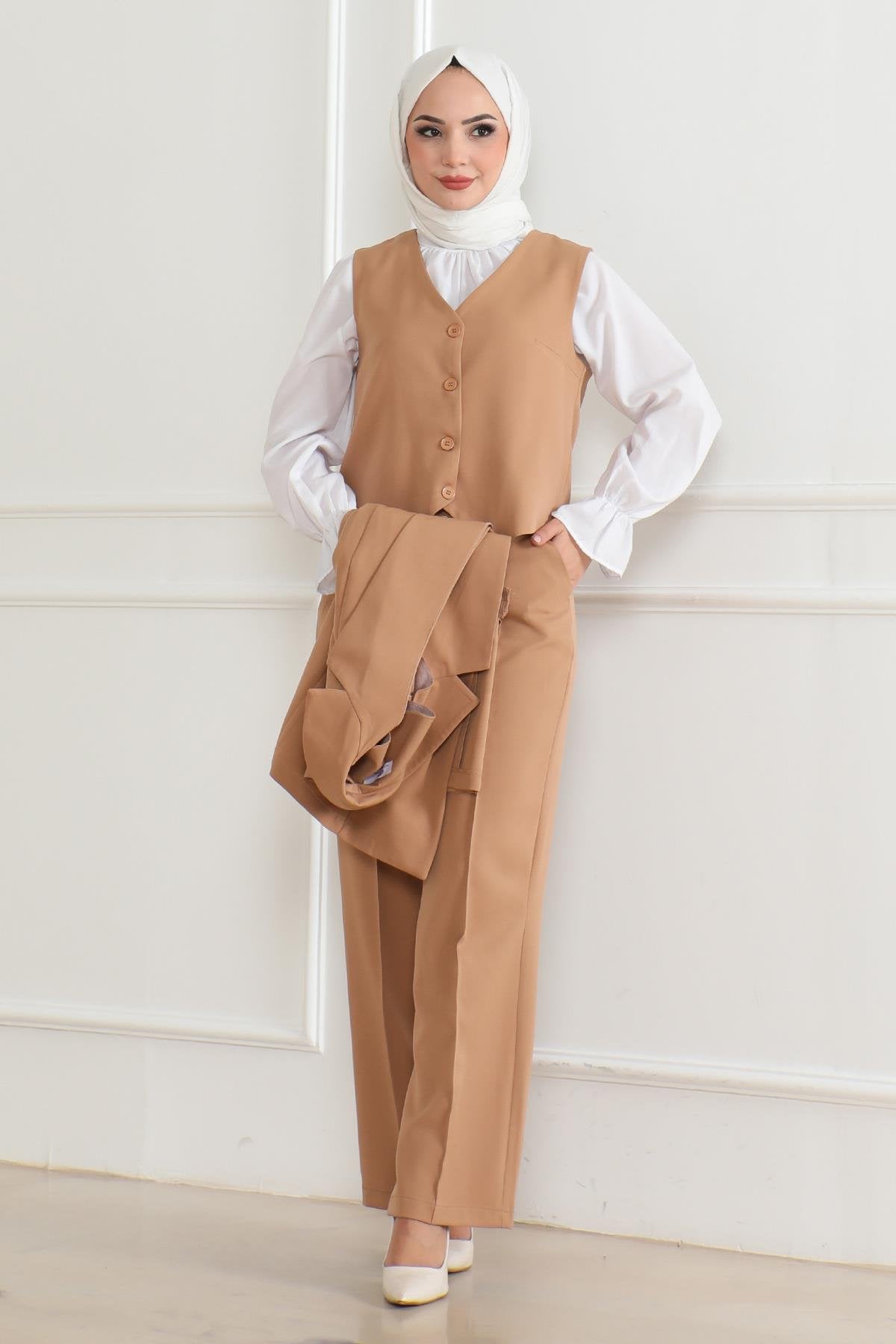 Taba Drei-Teiler mit Jacke 19222