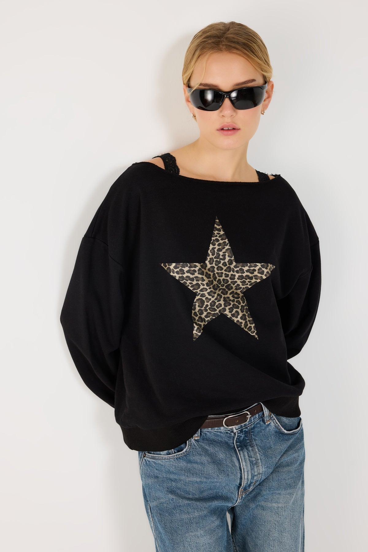 Sweatshirt mit Bootsausschnitt
