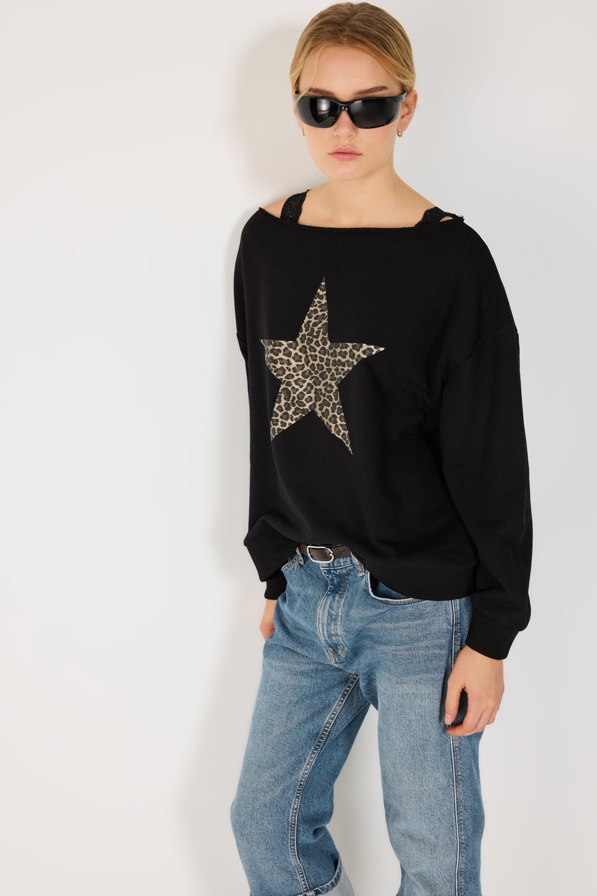 Sweatshirt mit Bootsausschnitt