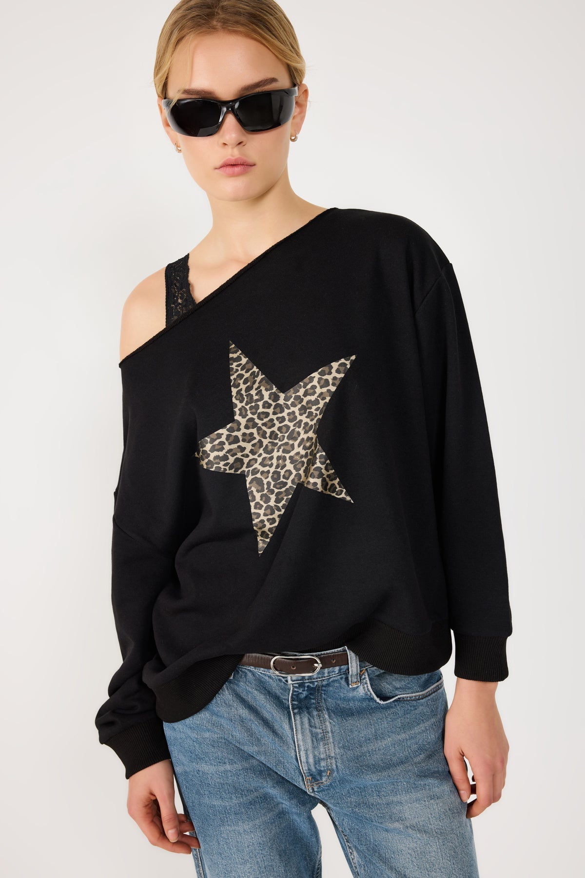 Sweatshirt mit Bootsausschnitt