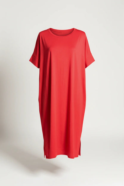 Kleid mit Schlitz und Rundhalsausschnitt