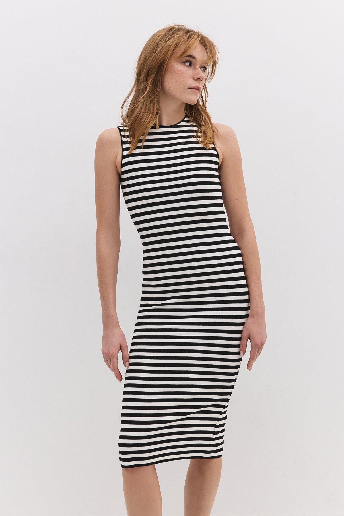 Midikleid mit Schlitz