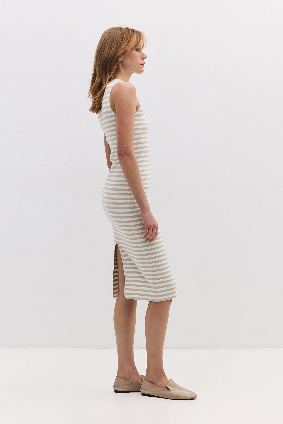 Midikleid mit Schlitz