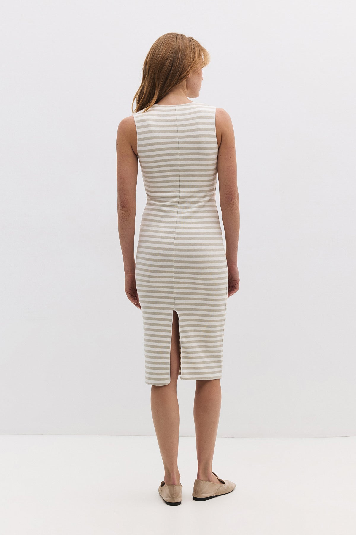 Midikleid mit Schlitz