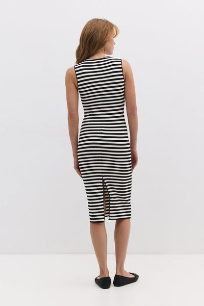 Midikleid mit Schlitz