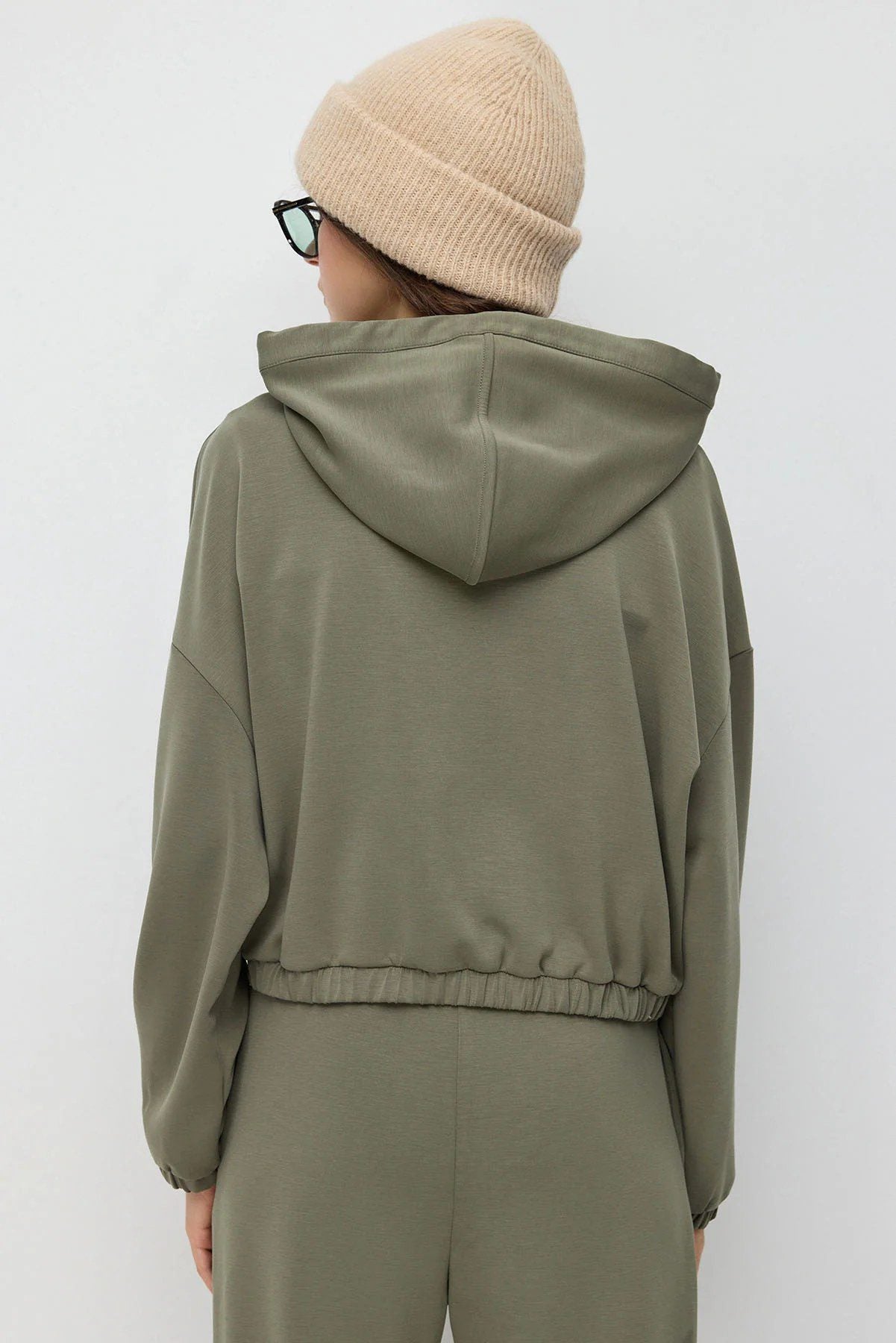 Kurze Jacke mit weichem, strukturiertem Reißverschluss