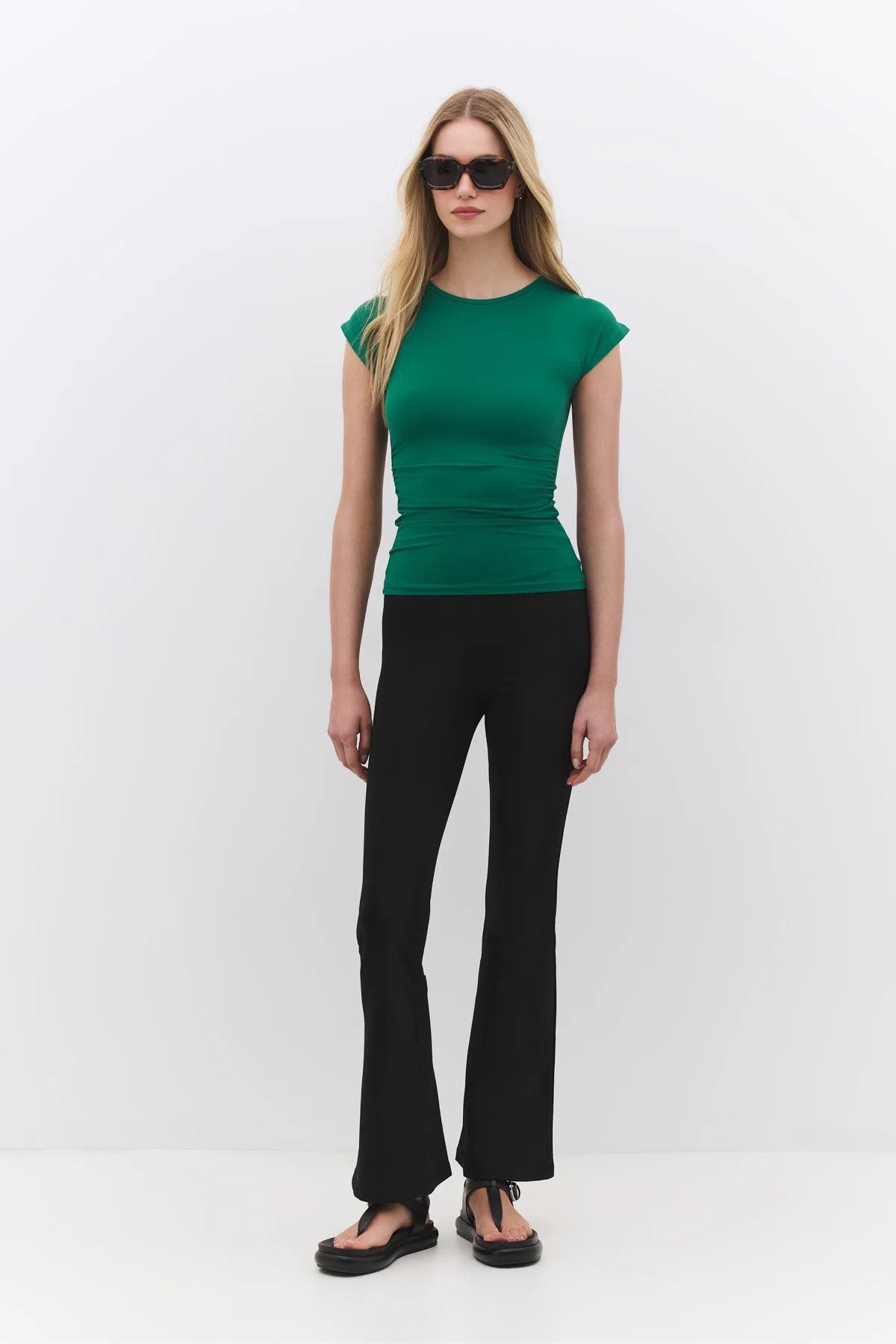 Basic-T-Shirt aus weichem, strukturiertem Polyamid