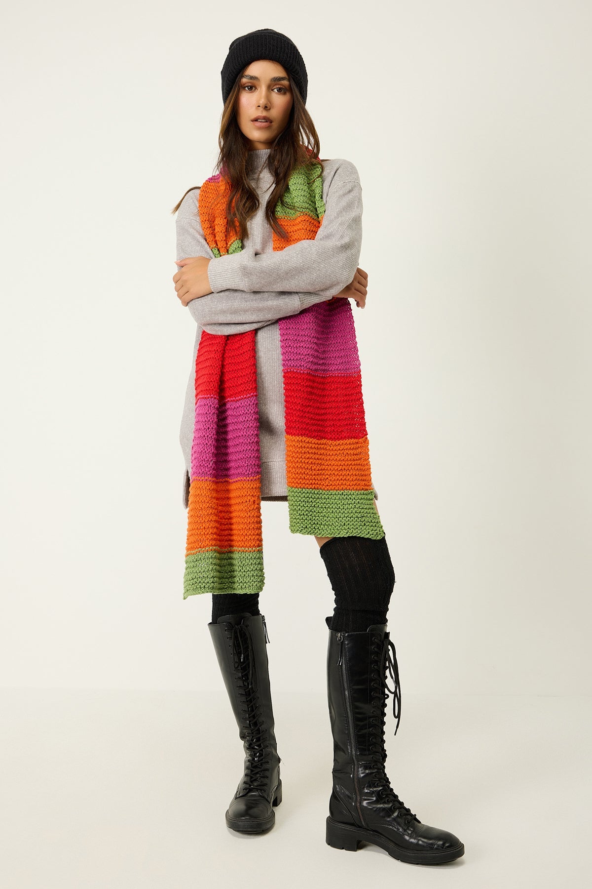 Kleid mit halbem Rollkragen