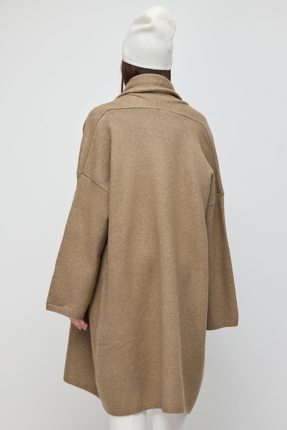 Langer Strickcardigan mit Taschen