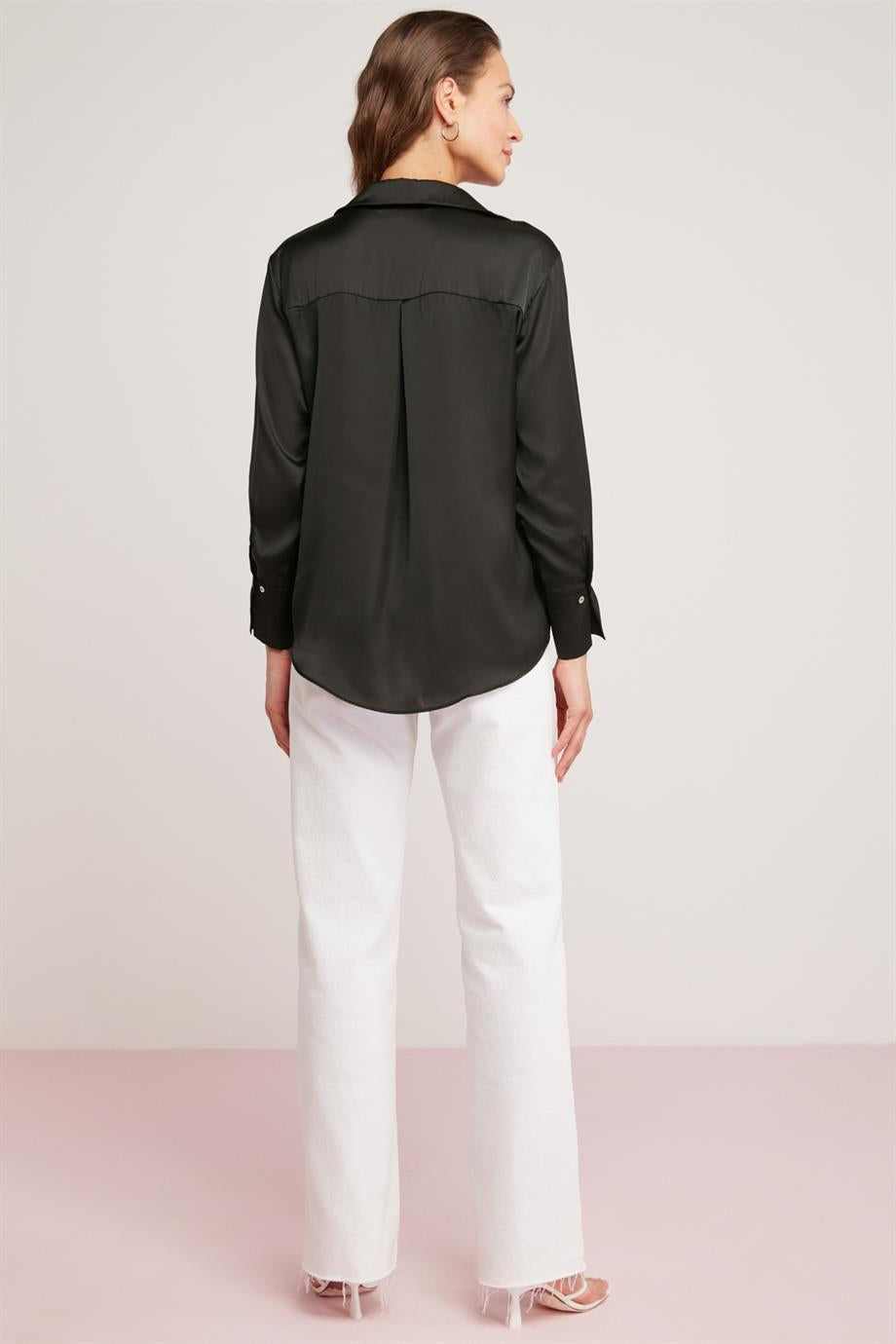 ETHIQUET YVONNE Satin Regular Fit Bluse Schwarz