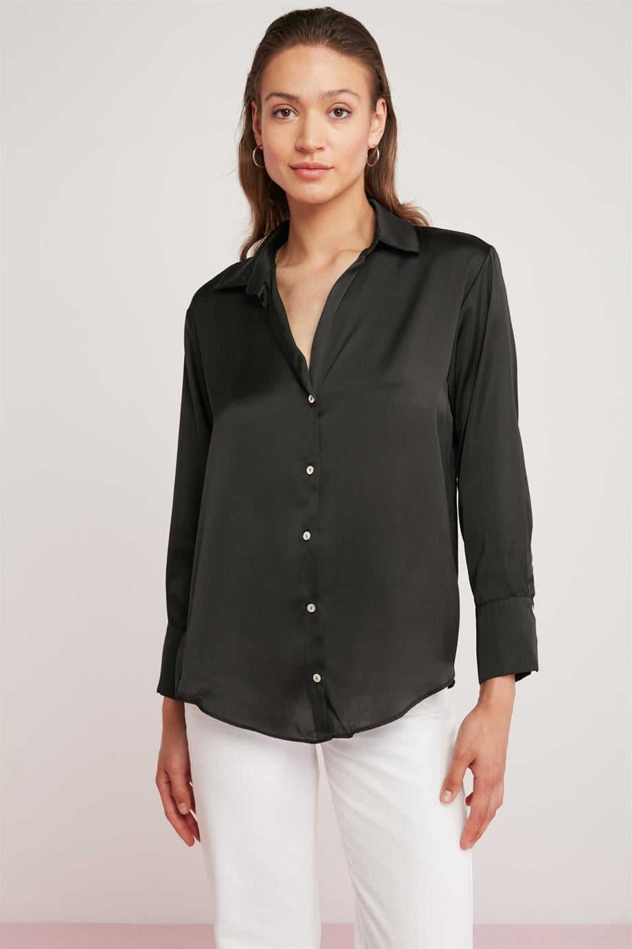 ETHIQUET YVONNE Satin Regular Fit Bluse Schwarz