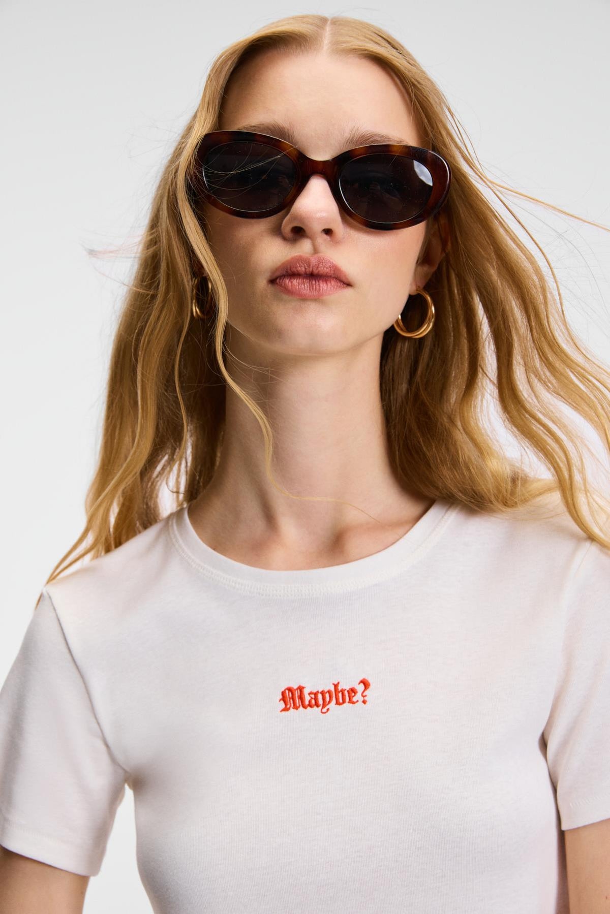 ZERAYA Damen Crop-Tee mit Stickerei