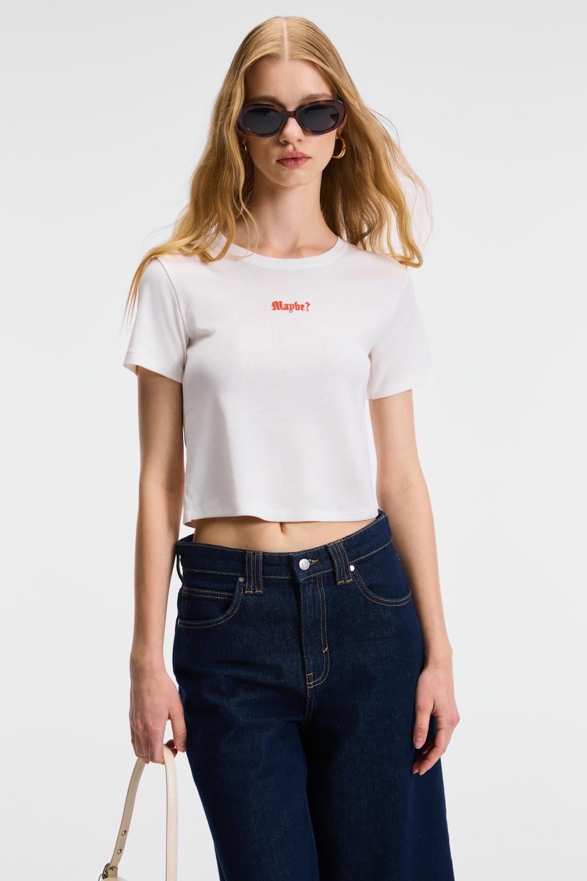 ZERAYA Damen Crop-Tee mit Stickerei