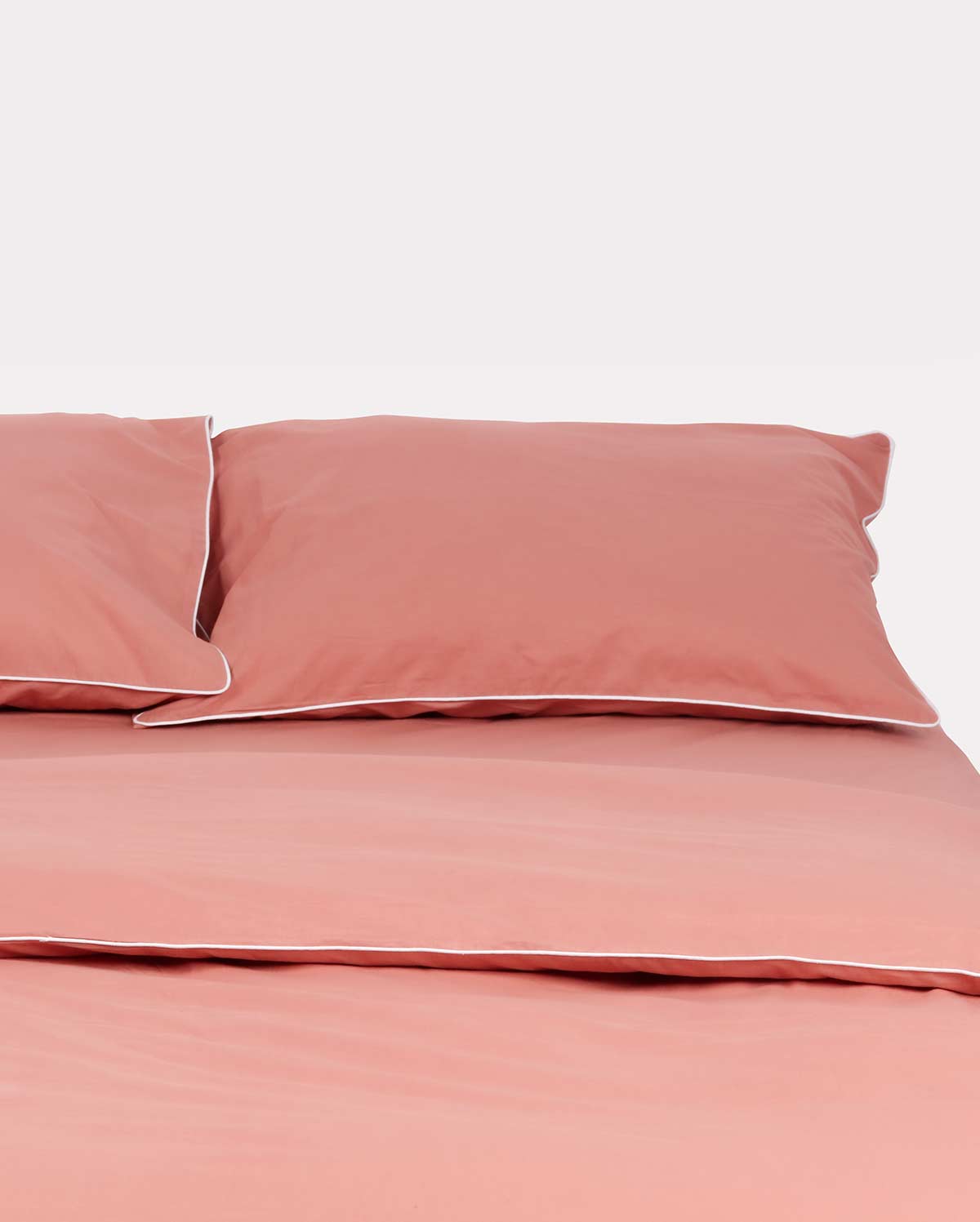 Classic Percale - Core Bedding Set - Peach with White Piped Edge