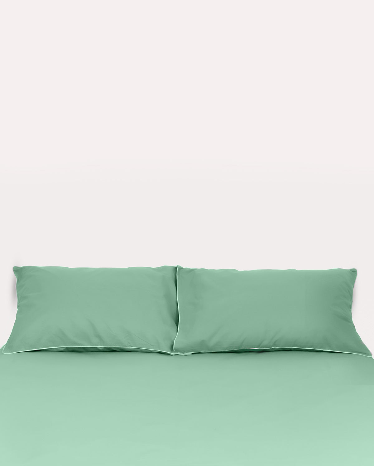 Classic Percale Pillowcase 2pcs- Jade Green with White Pipe Edge