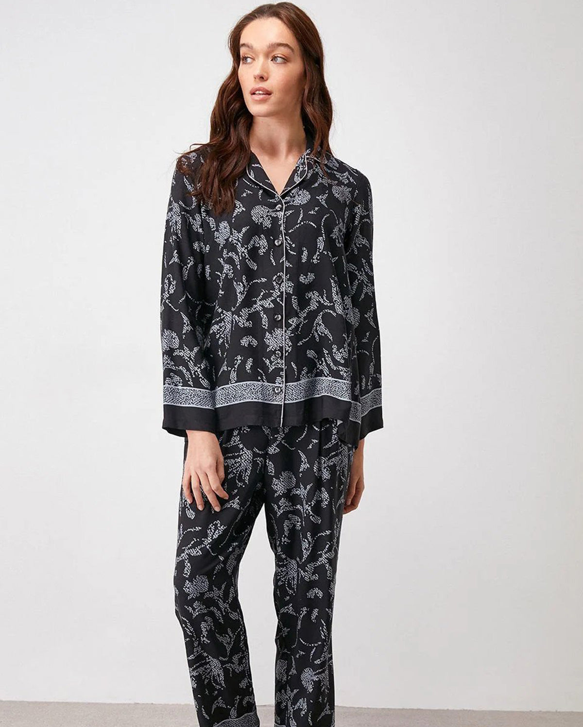 Patterned Pyjama Set - Black & White