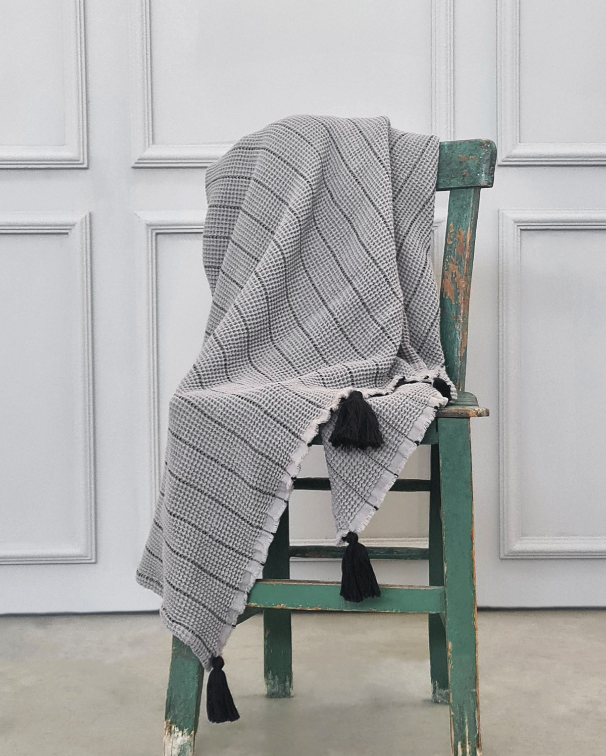 Buhur Cotton Throw - Grey & Black