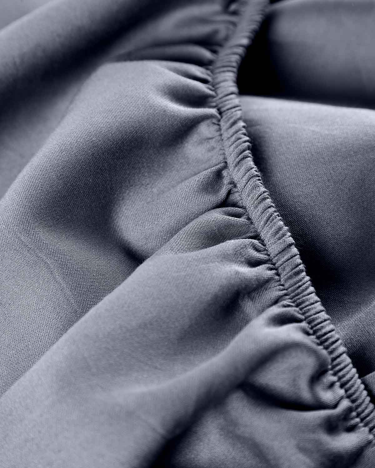 Lavish Sateen - Core Bedding Set - Dark Grey