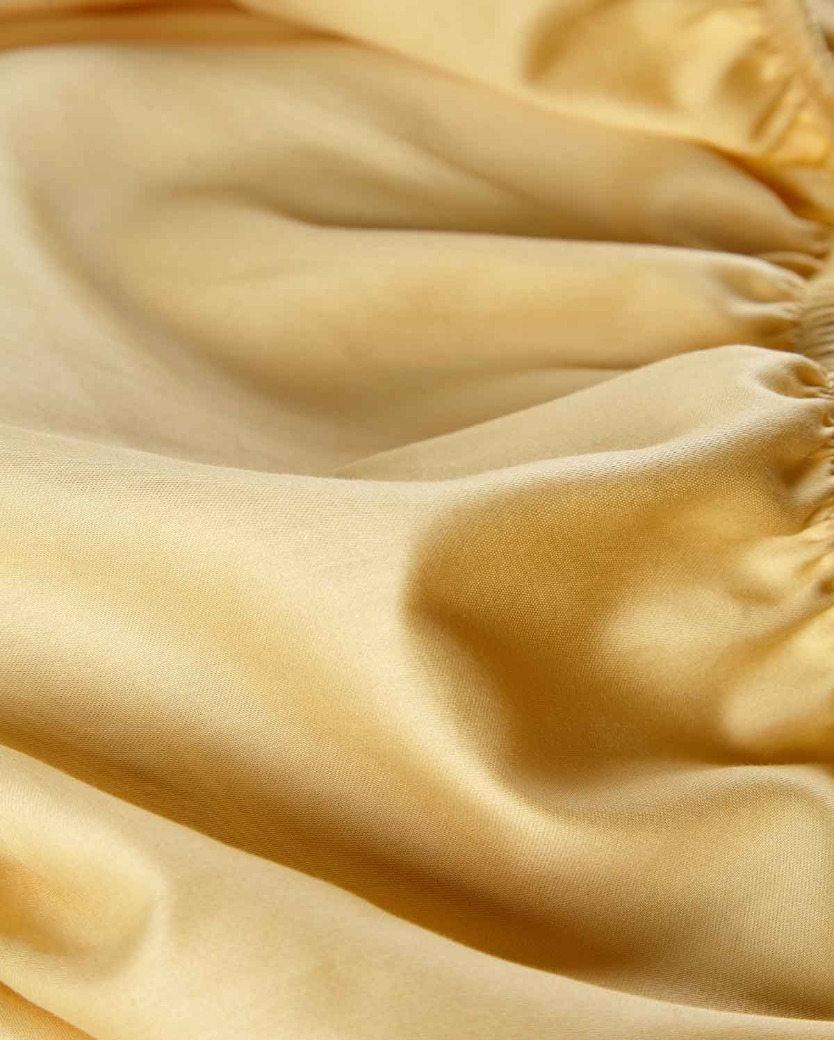 Lavish Sateen - Core Bedding Set - Gold